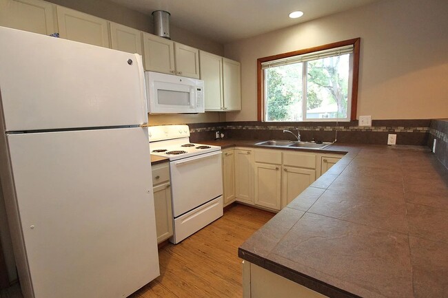 Building Photo - 9585 SE 41st Ave