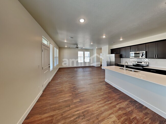 Building Photo - 11047 S Blue Bayou Drive