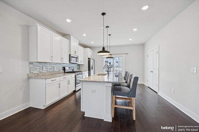 Foto del edificio - 113 Fleet Ct