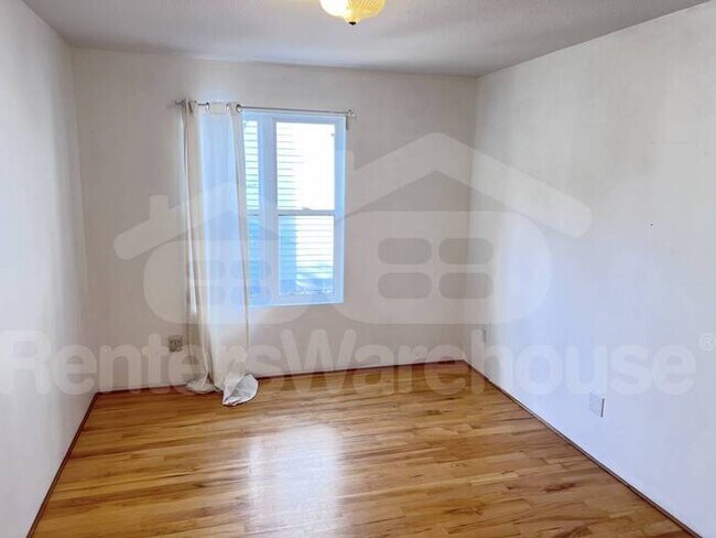 Foto del edificio - 4BD 3BA SINGLE FAMILY HOME IN MINNEAPOLIS!