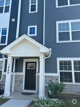 Building Photo - 1480 Yosemite Wy