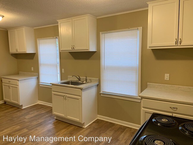 Building Photo - 3 br, 1.5 bath House - 1243 Frederick Road