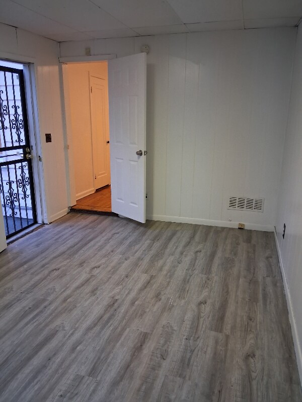 Foto del edificio - 20269 Elkhart St