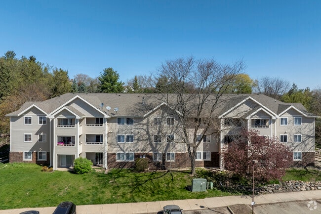 Building Photo - Madison Estates