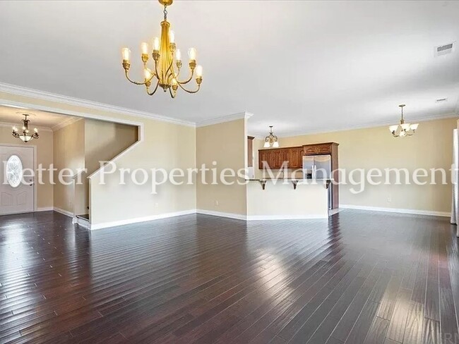 Building Photo - Stunning 4 Bedroom in Cayman Ridge