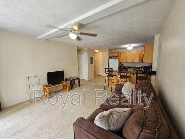 Foto del edificio - 430 Kaiolu St