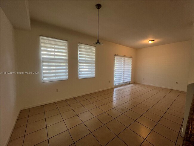 Building Photo - 11201 NW 83rd St