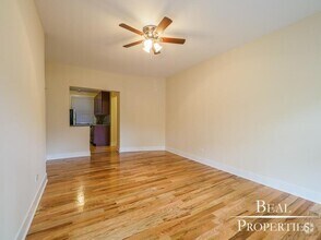 Building Photo - 1305 Oak Ave