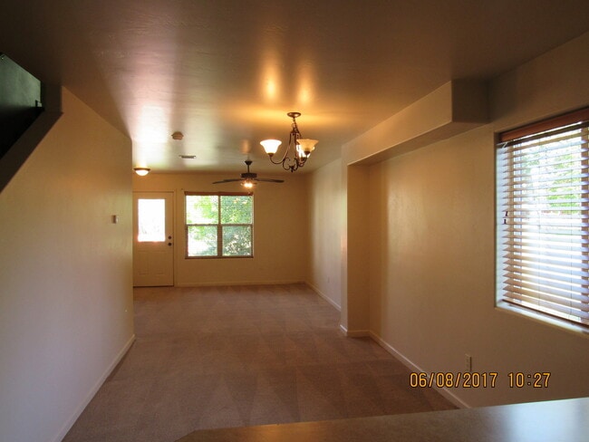 Foto del edificio - 198 W 26th St