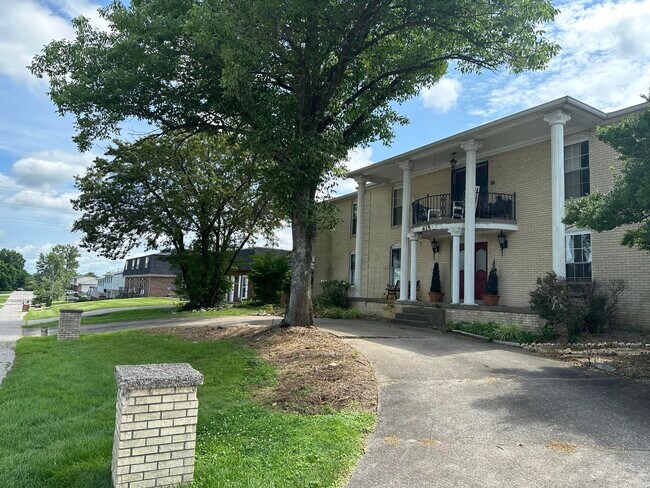 Foto del edificio - 415 Ridgewood Ln