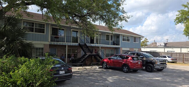 Foto del edificio - 4005 Irvington Blvd