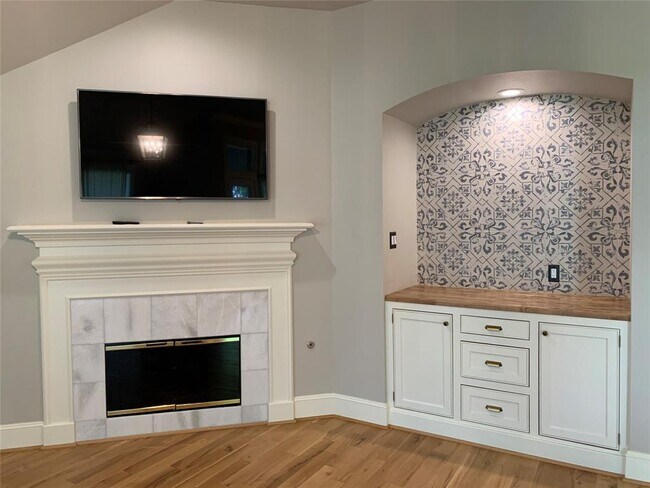 Building Photo - 1242 Wildewood Ct