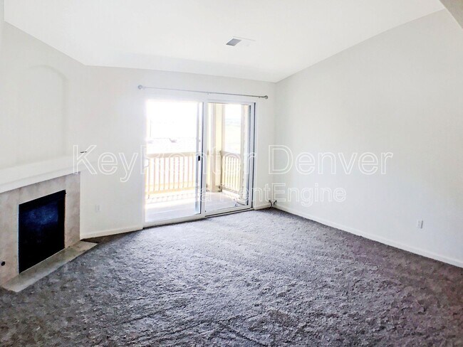 Foto del edificio - 23346 E 5th Pl