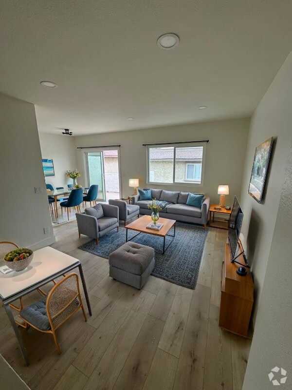 Building Photo - 17422 Keelson Ln