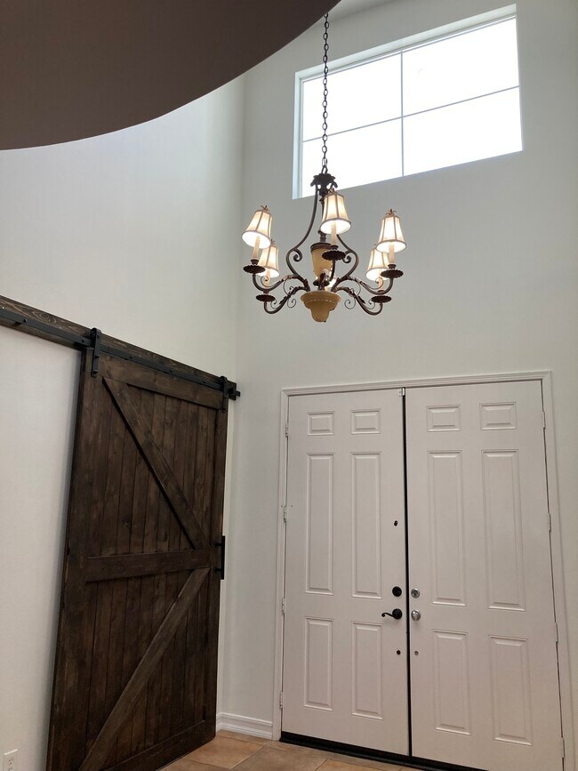 Foto del edificio - 45374 Willowick St