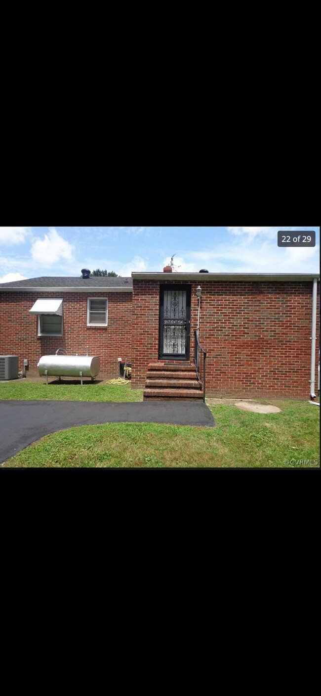 Foto del edificio - 2310 Courthouse Rd