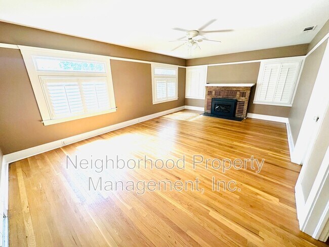 Foto del edificio - 635 E Cambridge Ave
