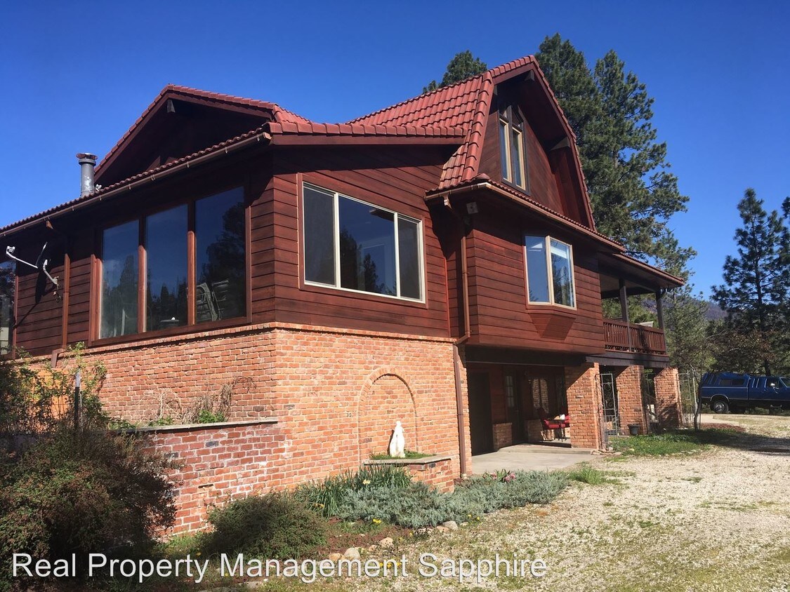 Primary Photo - 4 br, 2 bath House - 403 Fleet Street