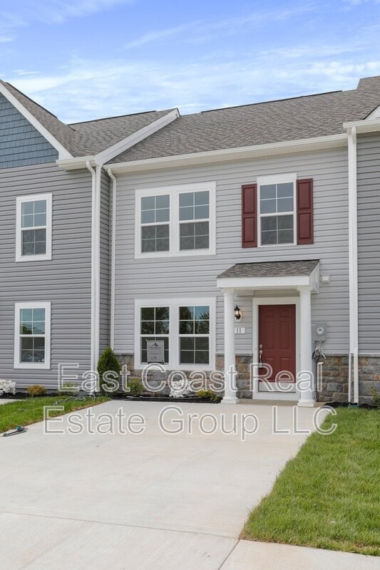 Building Photo - 11 Mengel Rd