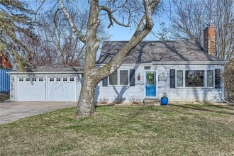 Building Photo - 3431 Moorland Rd