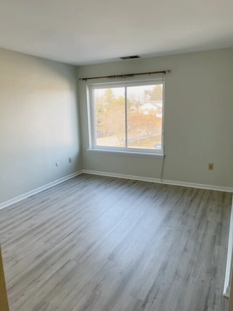 Foto del edificio - 45 Greenwood Rd