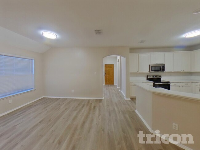 Foto del edificio - 111 Rockbrook Dr