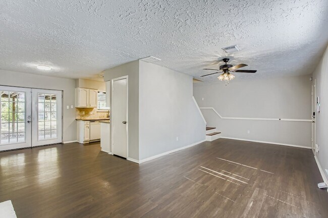 Foto del edificio - 9506 Landry Blvd