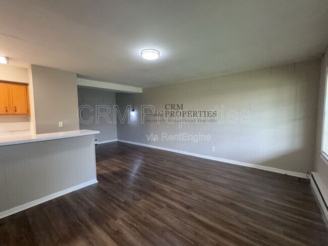 Foto del edificio - 6134 Hillside Ave