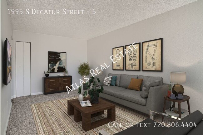 Building Photo - ONE MONTH FREE! Spacious and Bright - 1 be...