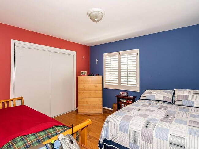 Foto del edificio - 7848 Bleriot Ave