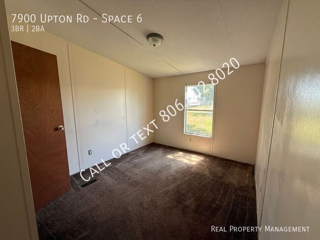 Foto del edificio - 7900 Upton Rd