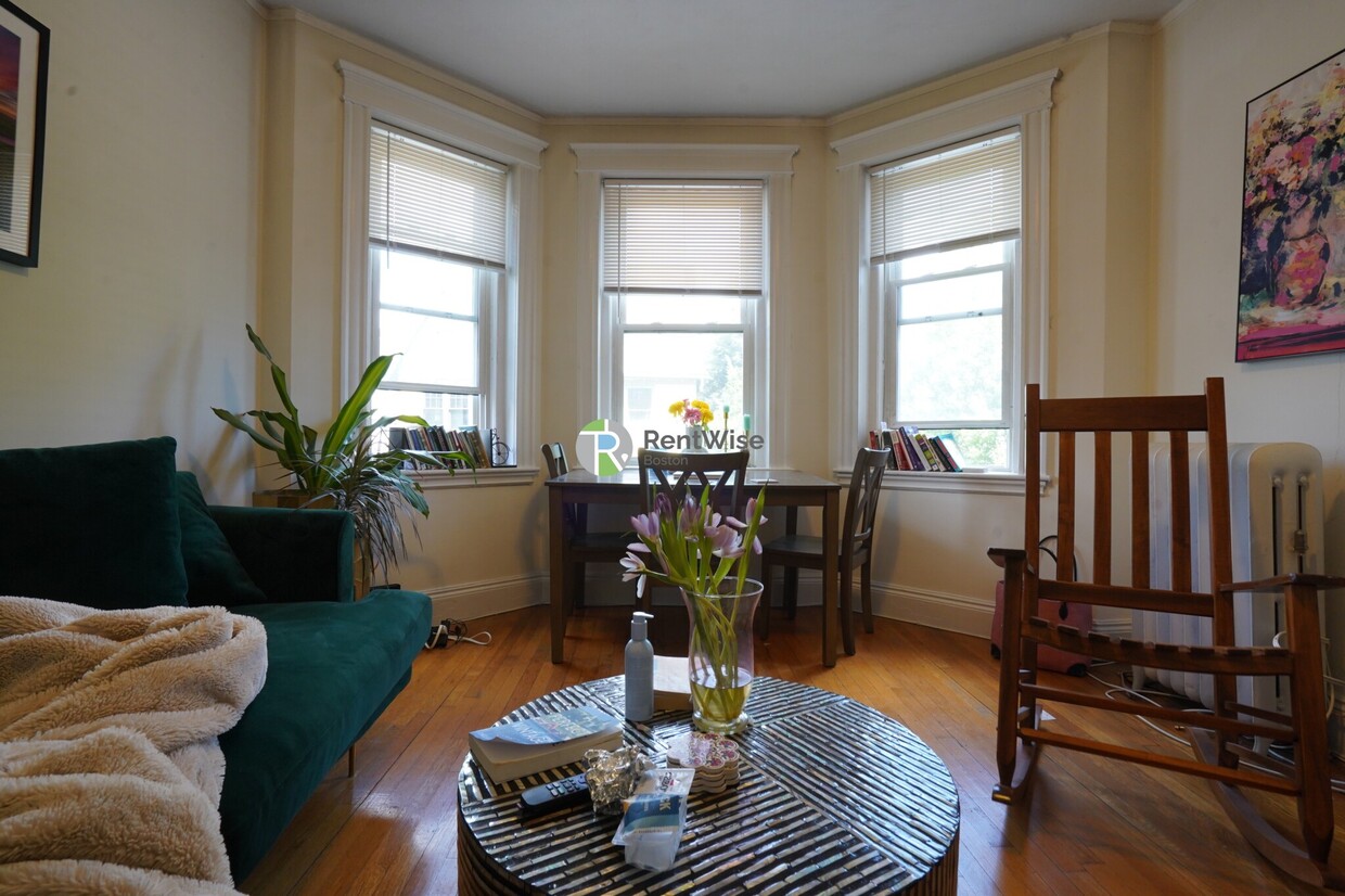 Primary Photo - 14 Orkney Rd