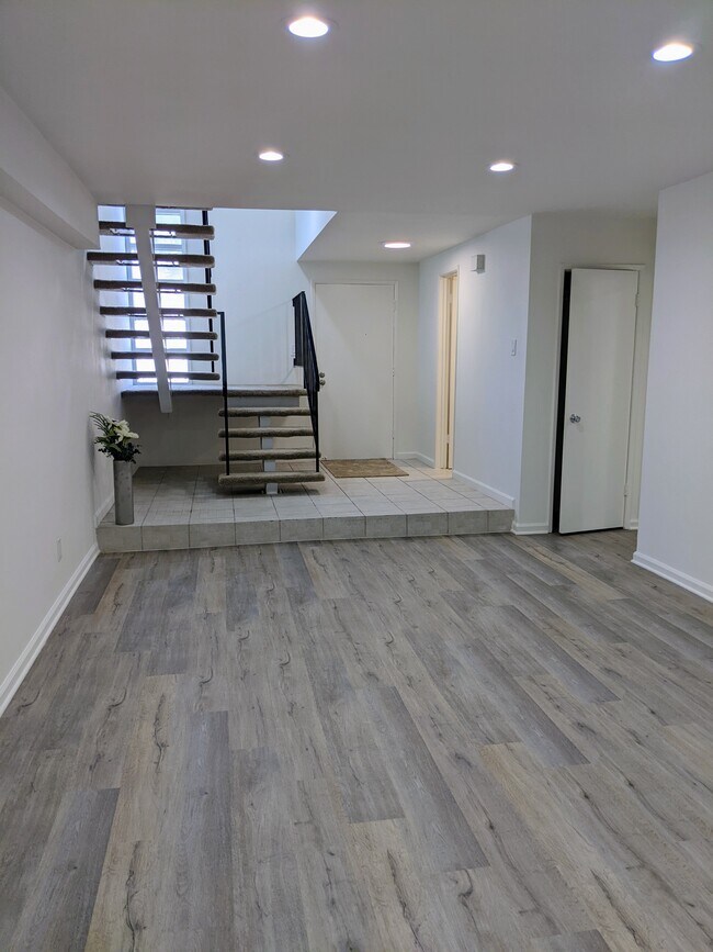 Foto del edificio - 2870 W 235th St