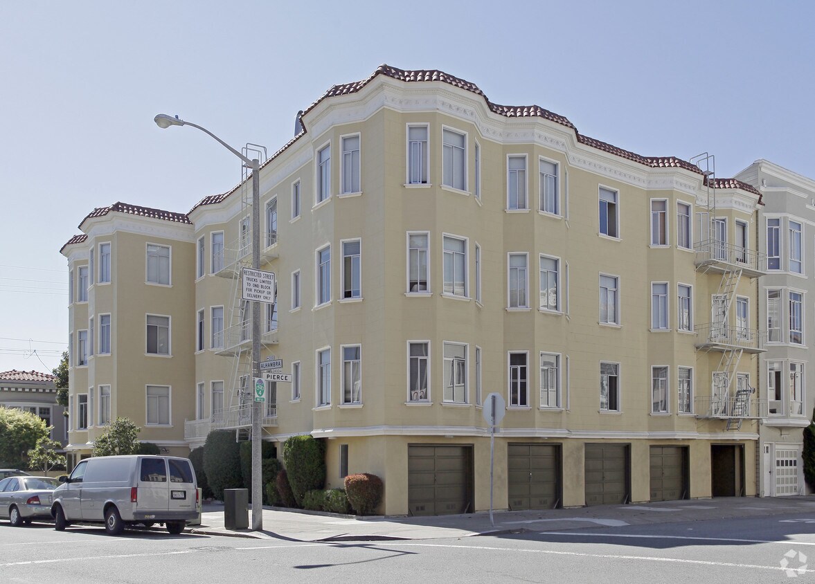 Primary Photo - 200 Alhambra St