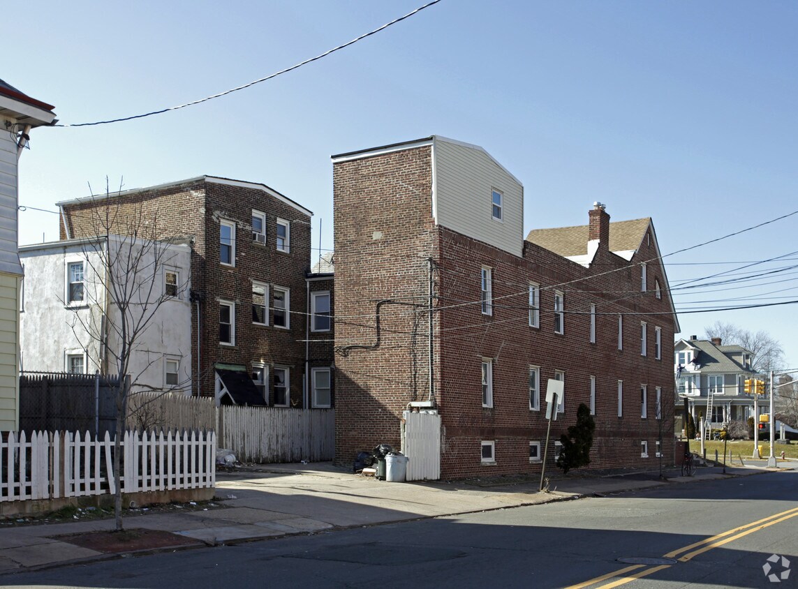 230 Livingston Ave, New Brunswick, NJ 08901 Apartments in New