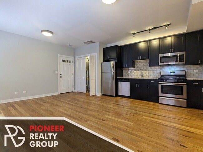 Foto del edificio - 4628 N Leavitt St