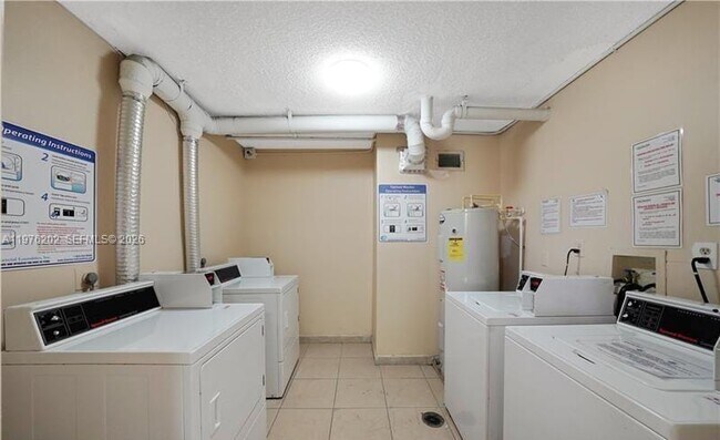 Foto del edificio - 7000 NW 186th St