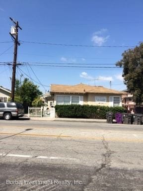 Primary Photo - 905 Alamitos Ave