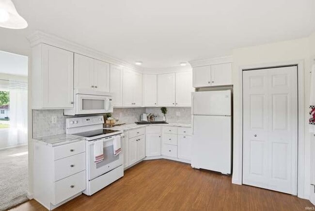 Building Photo - 5117 Northcrest Dr