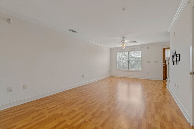 Building Photo - 1725 Harvey Mitchell Pkwy S