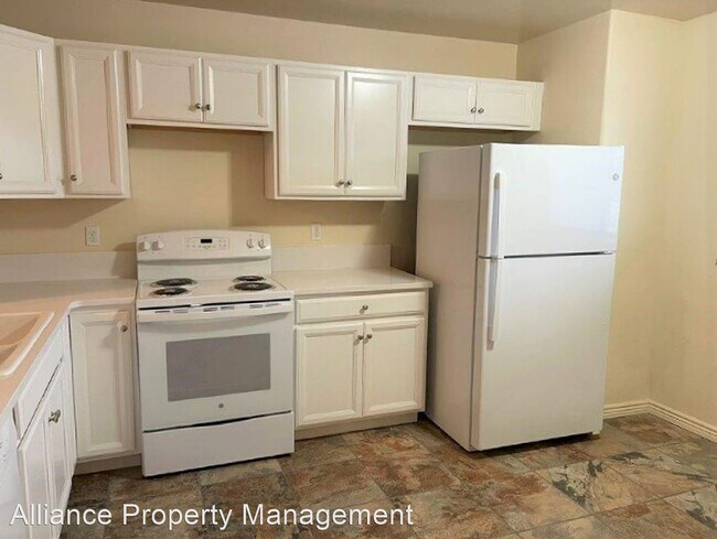 Building Photo - 3 br, 1.5 bath House - 218 13th Street