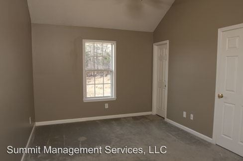 Building Photo - 104 Creekwood Dr