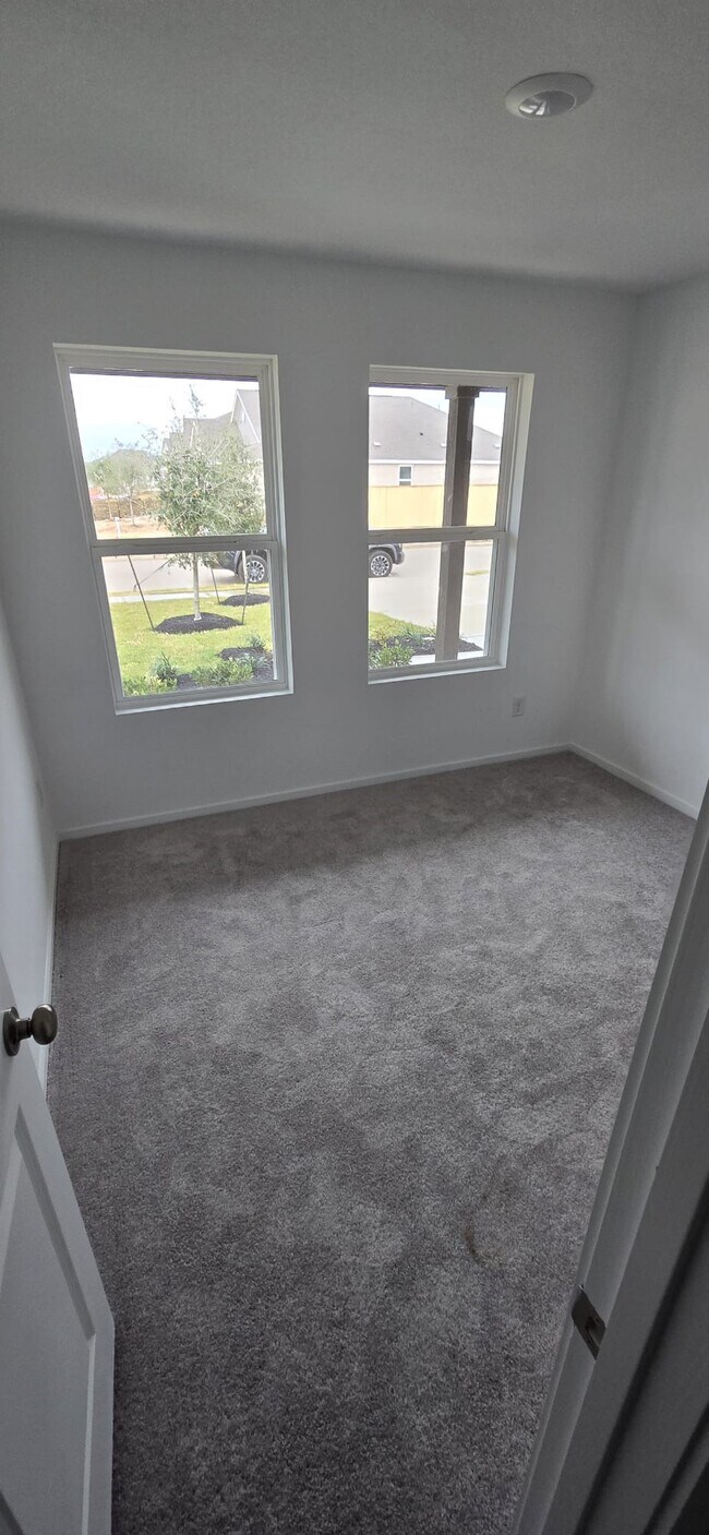 Foto del edificio - 26523 Pampas Grass Ln