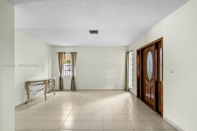 Building Photo - 13 SW 97th Pl