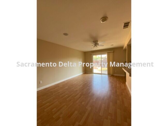 Building Photo - 2825 Conway Ct
