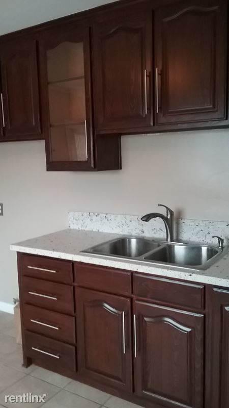 Foto del edificio - 2 br, 1 bath Apartment - 1926 W Imperial Hwy