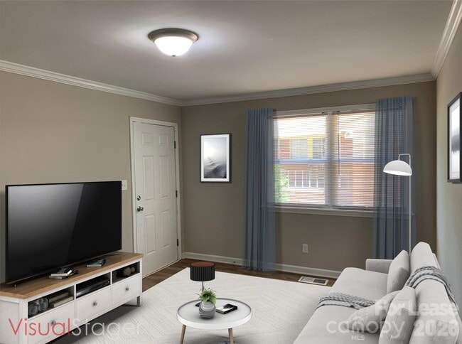 Foto del edificio - 2717 Columbus Cir