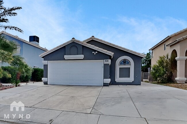 Building Photo - 5739 Roundrock Dr