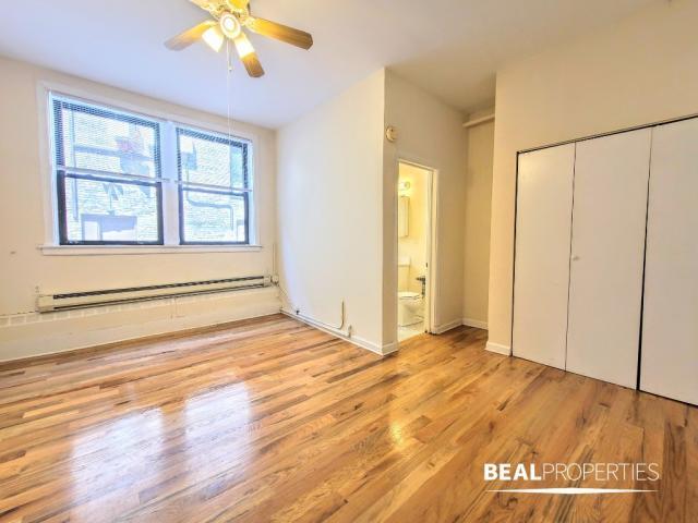 Building Photo - 0 bedroom in CHICAGO IL 60657