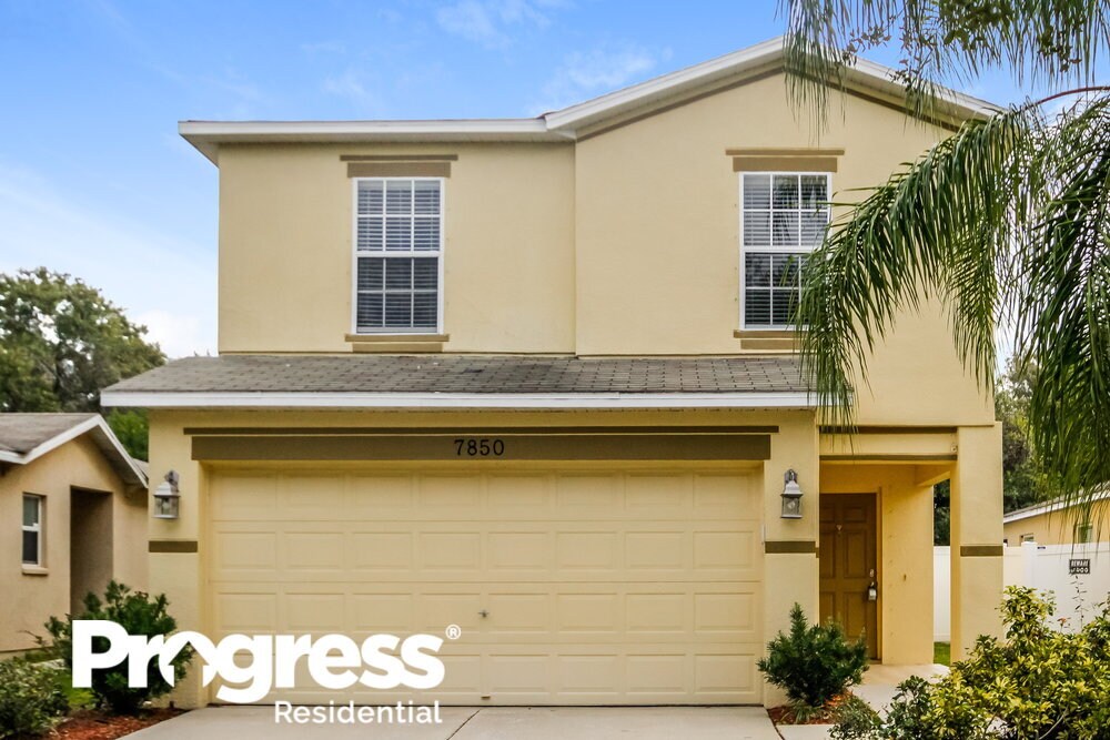 Foto principal - 7850 Carriage Pointe Dr